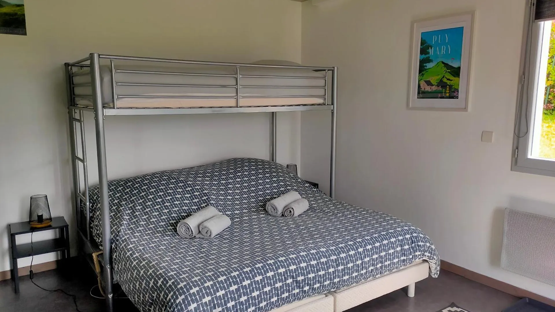 Tres Beau Studio Meuble A Louer Murat  Apartment Murat (Cantal)